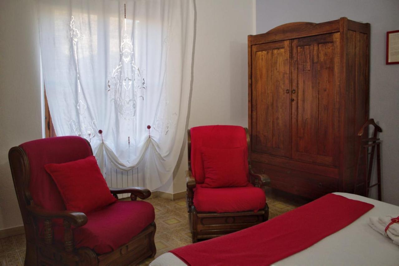 Bed and Breakfast La Collina Dei Ciliegi Sarule Exterior foto