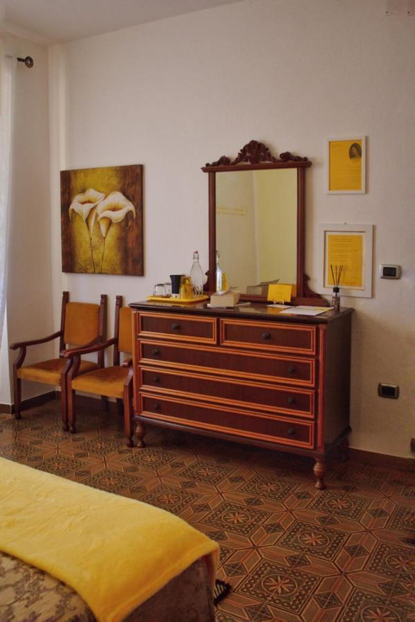 Bed and Breakfast La Collina Dei Ciliegi Sarule Exterior foto