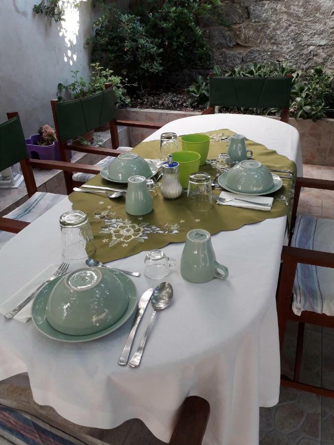Bed and Breakfast La Collina Dei Ciliegi Sarule Exterior foto